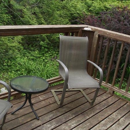 Secret Cove Cottage Suites Halfmoon Bay Dış mekan fotoğraf